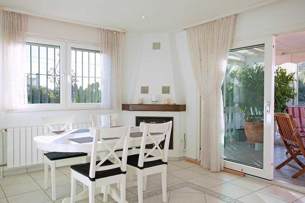 Villa Costa Del Sol マルベーリャ 部屋 写真